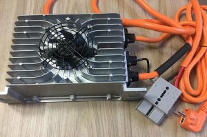 Xạc điện xe điện 4 bánh