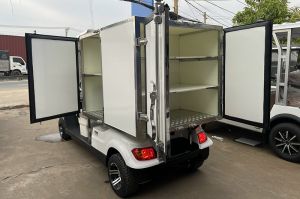 Xe điện chở hàng thùng kín composite 3 cánh