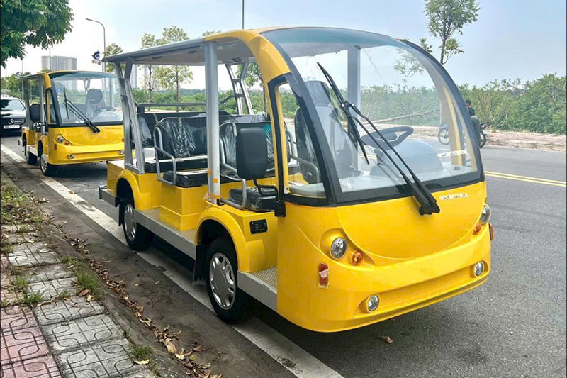 Xe bus điện chở khách du lịch 8 chỗ EAGLE