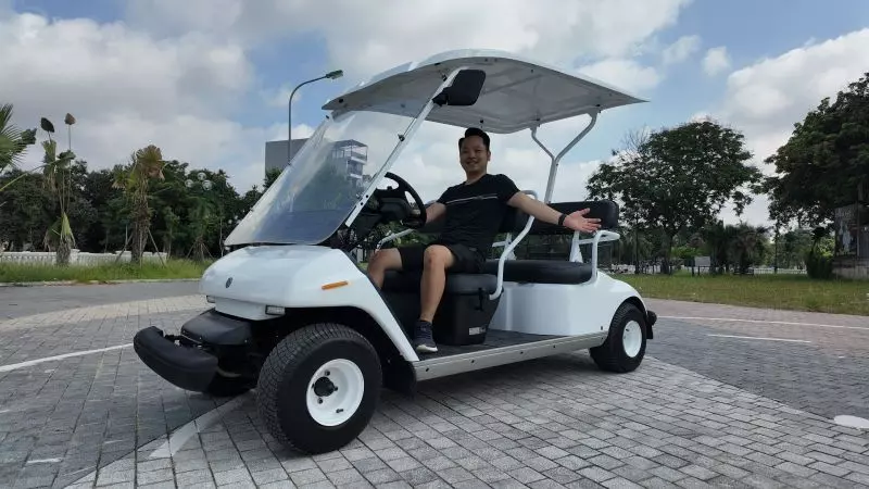 Xe Điện Golf cũ Yamaha 4 Chỗ (mới 99%) mầu trắng